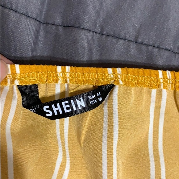 Clothes - Picture 3 of 3